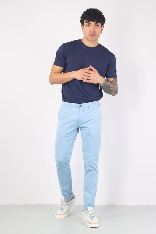 Pantalone Chino Slim Fit Celeste - 1